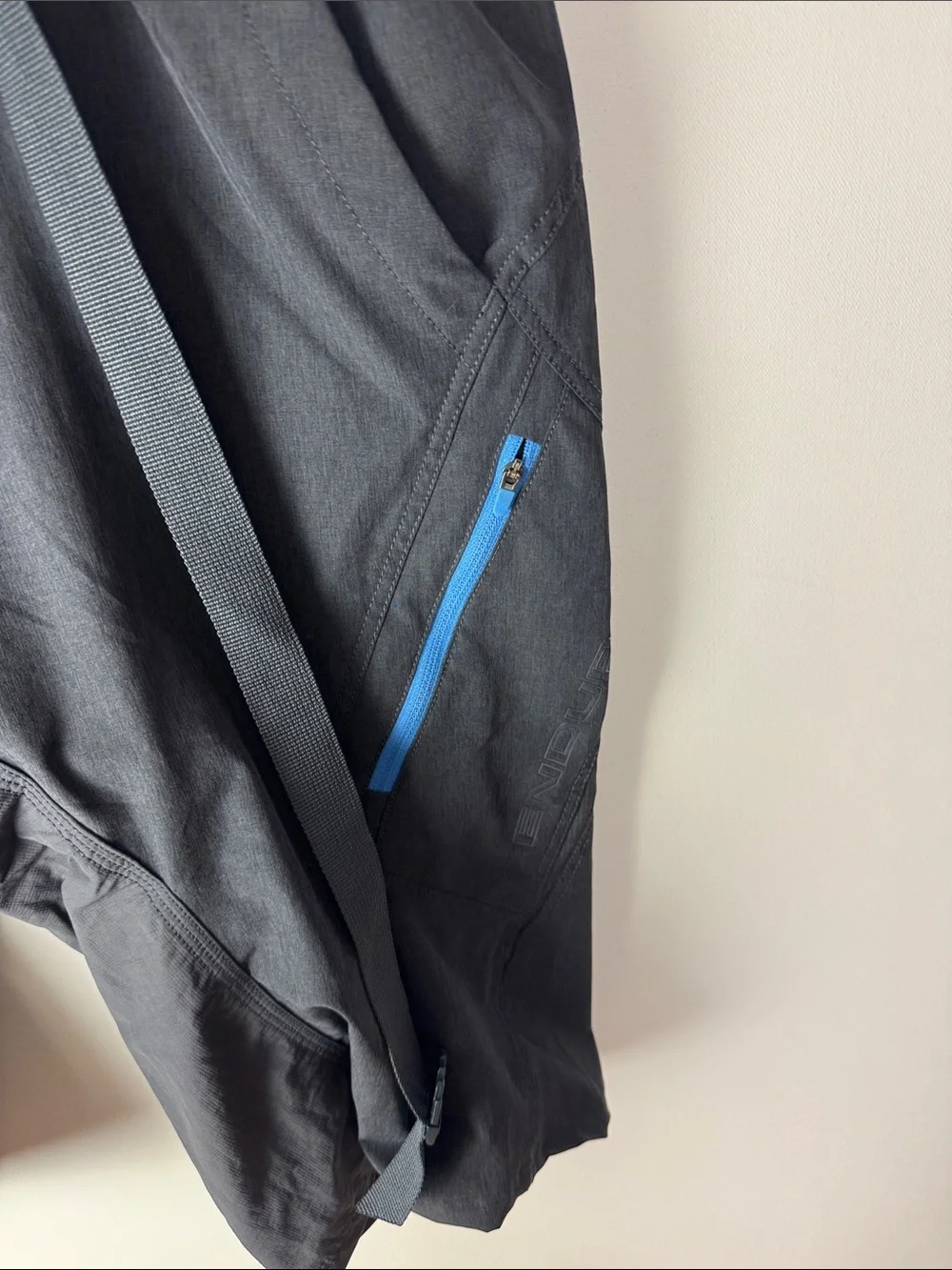 Endura Bike Shorts - Men's XL